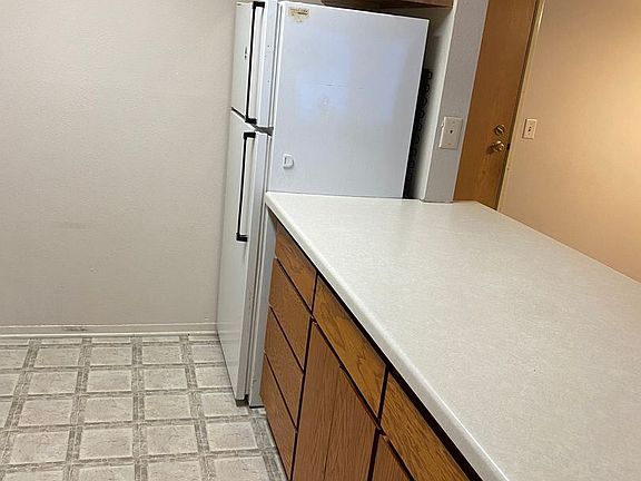 3rd image of 210 5th Ave NE #301
