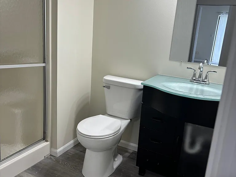 700 N Adelaide St #46 — Photo 11