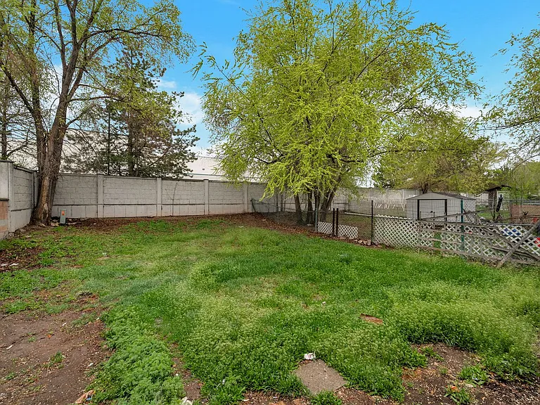 5643 W 3980 S — Photo 15