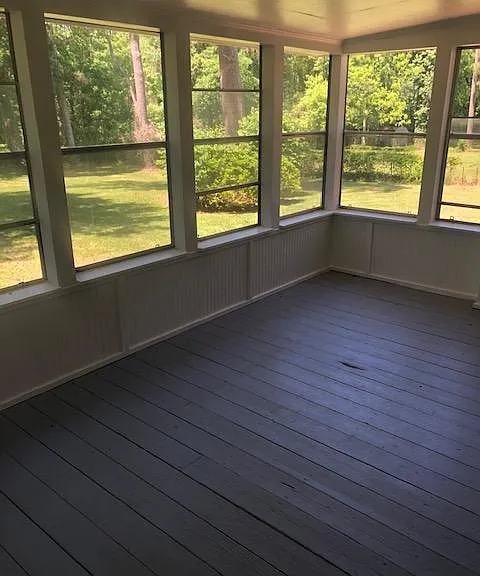 1021 Tuxedo Ln — Photo 7