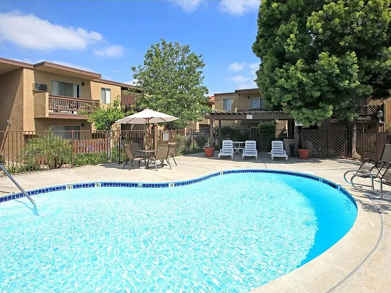 523 Grape St. — Photo 22