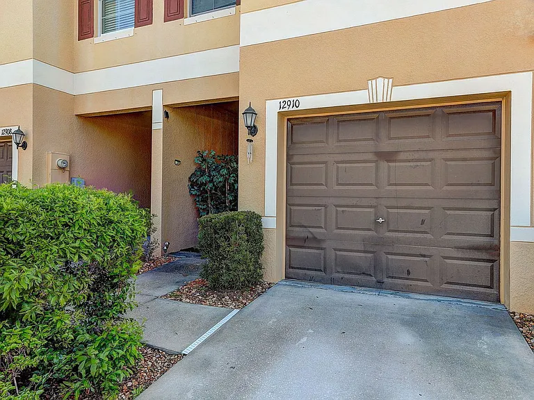 12910 Utopia Gardens Way — Photo 3