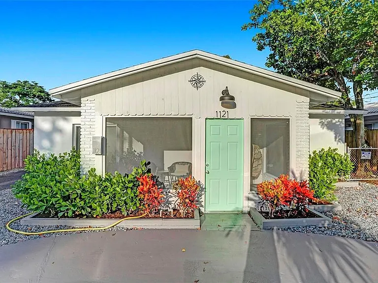 1121 SW 15th Ave — Photo 15
