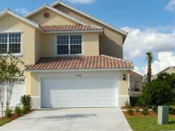 1176 Pinewood Lake Ct #1176