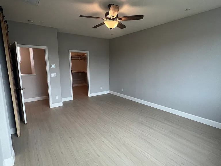 3073 Brandenburber Dr — Photo 24