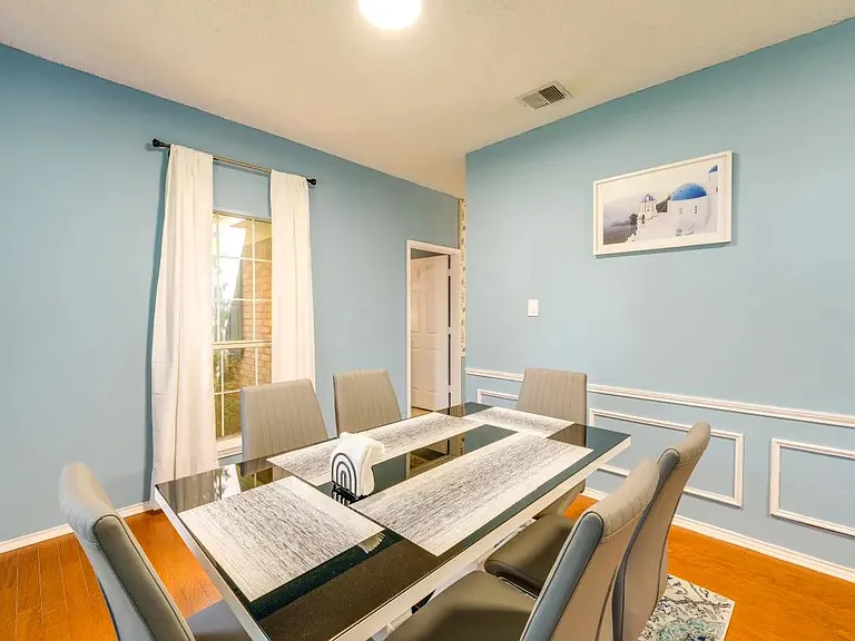 305 Indian Trail Ln — Photo 25