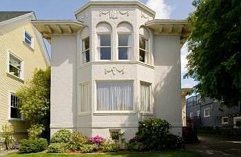 1st image of 158 Jordan Ave