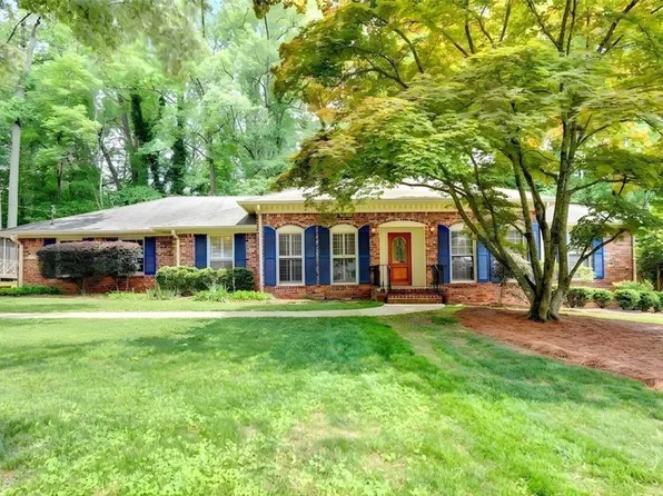 1571 Rochelle Ct, Atlanta, GA 30338
