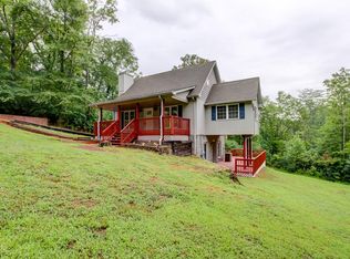 566 Pumpkin Ridge Rd, Dover, TN 37058