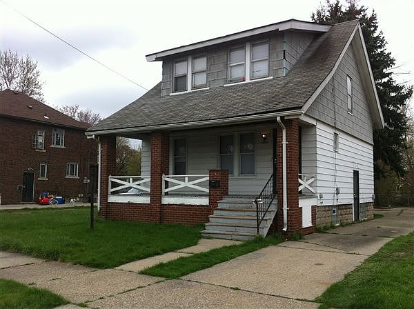 5965 Lakepointe
