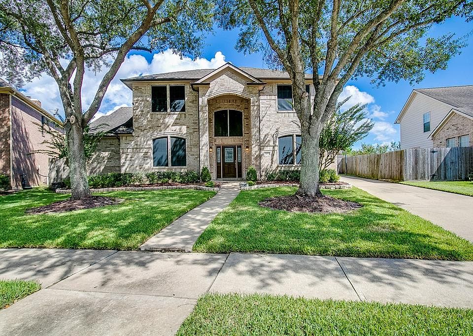 1st image of 7143 Holly Bay Ct