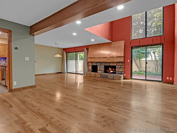 5th image of 8425 S College Ave