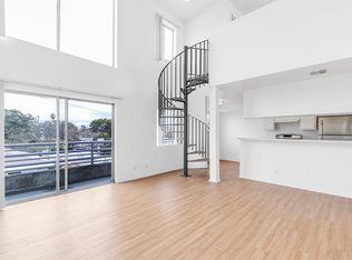1616 Brockton Ave APT 306, Los Angeles, CA 90025
