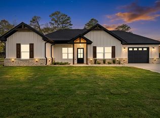 295 Yandle Dr, Henderson, TX 75652