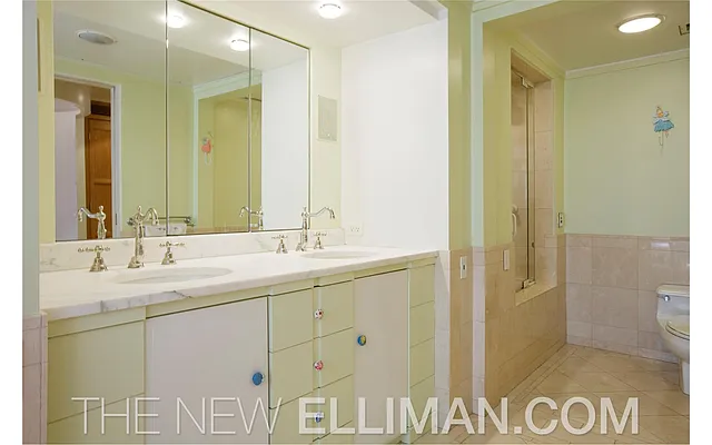 Sold by Douglas Elliman | media 22