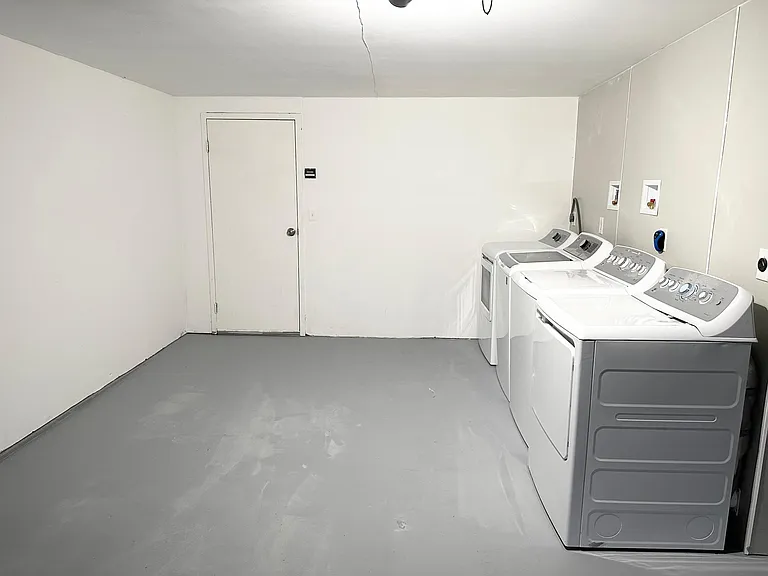 506 Merritt St #2 — Photo 51