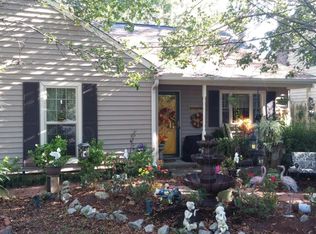 102 Traders Station Rd, Summerville, SC 29486