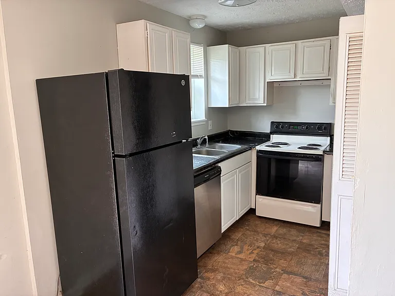 3199 Yellowstone Pkwy #B — Photo 4
