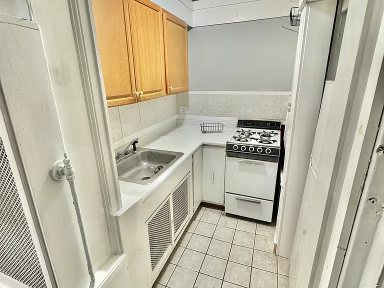 35 Chestnut Hill Ave #2 — Photo 5