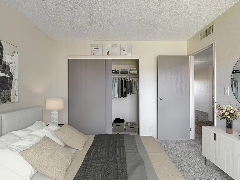 Villas East Apartments For Rent