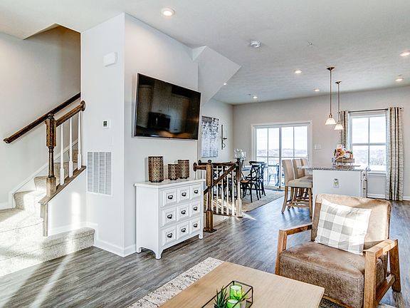 Beethoven 1-Car Garage