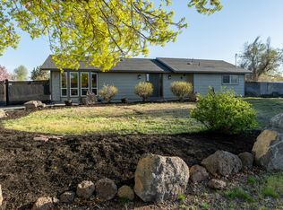2990 SW Forest Ave, Redmond, OR 97756