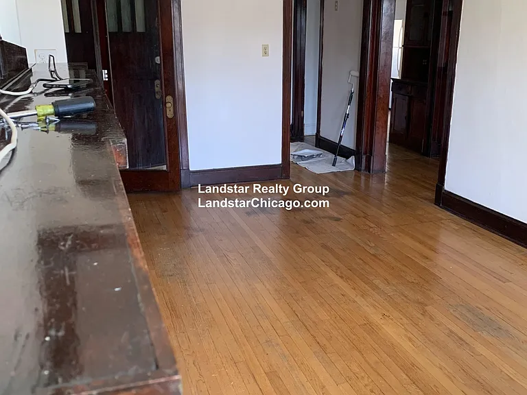 2908 W Eastwood Ave #1 — Photo 8