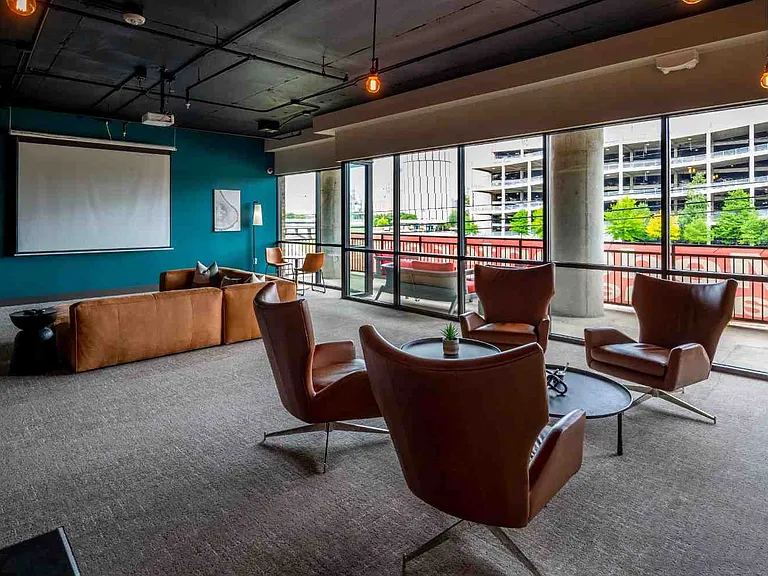Elan Med Center — Photo 13