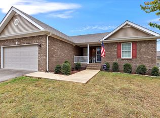 1821 Lakin Ln, Columbia, TN 38401