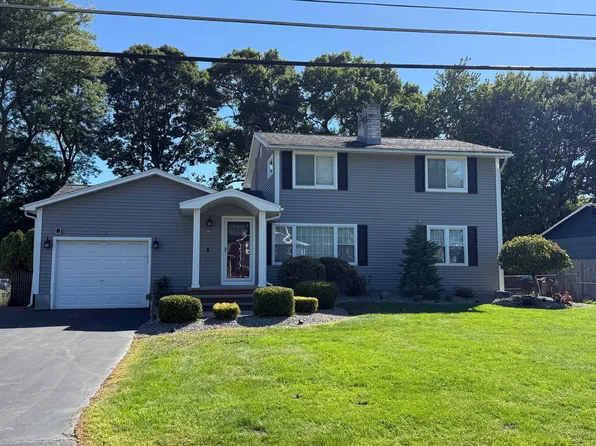 113 Jewell Dr, Liverpool, NY 13088