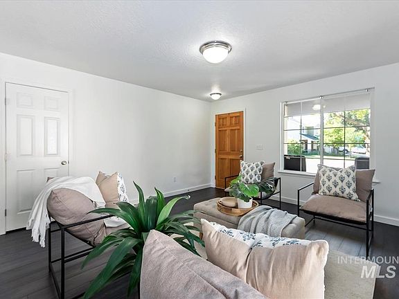 4th image of 12470 W Palm Dr