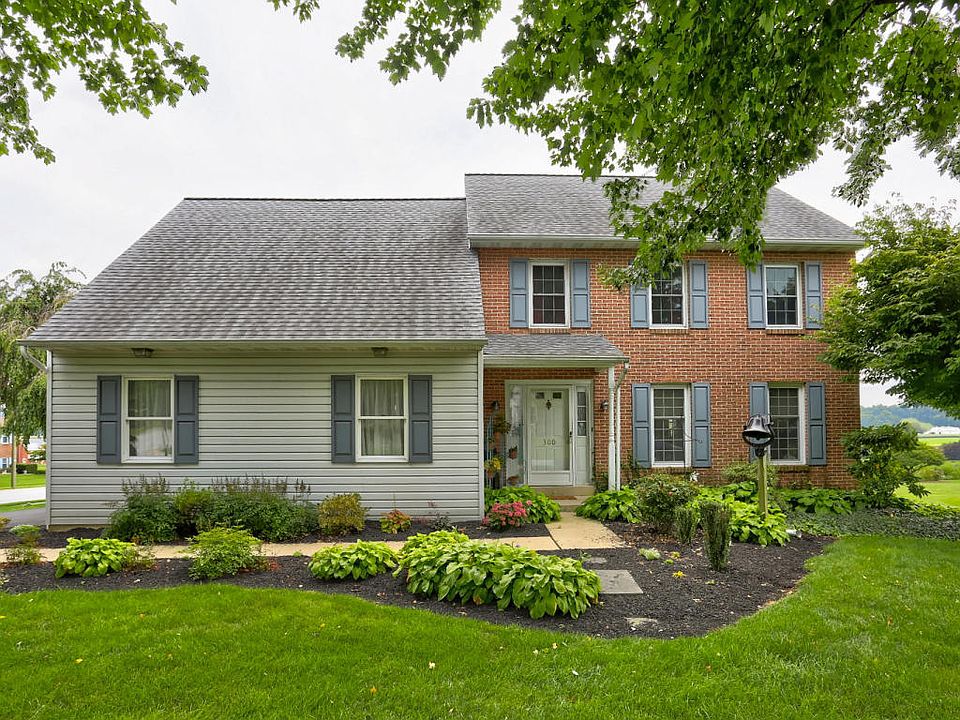 1st image of 300 Heritage Ave