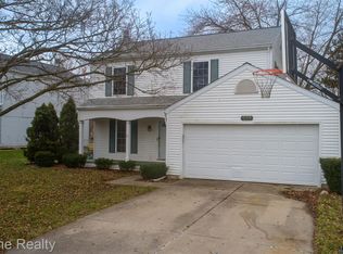 534 Chesley Dr, Lansing, MI