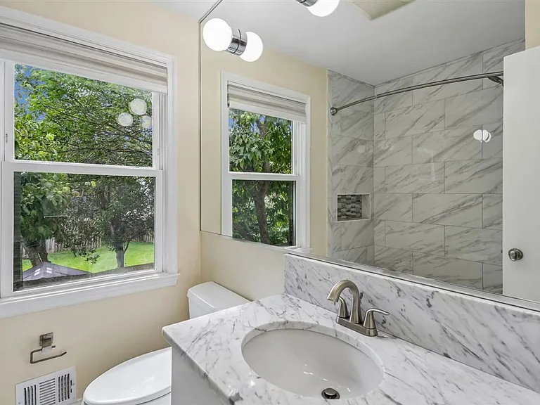 4 Kirkfield Ct — Photo 14