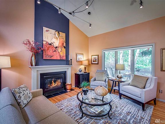 5th image of 610 Azalea Ave NE