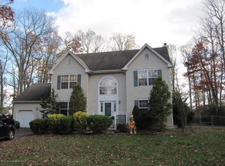 3 Stadnik Ct, New Egypt, NJ 08533
