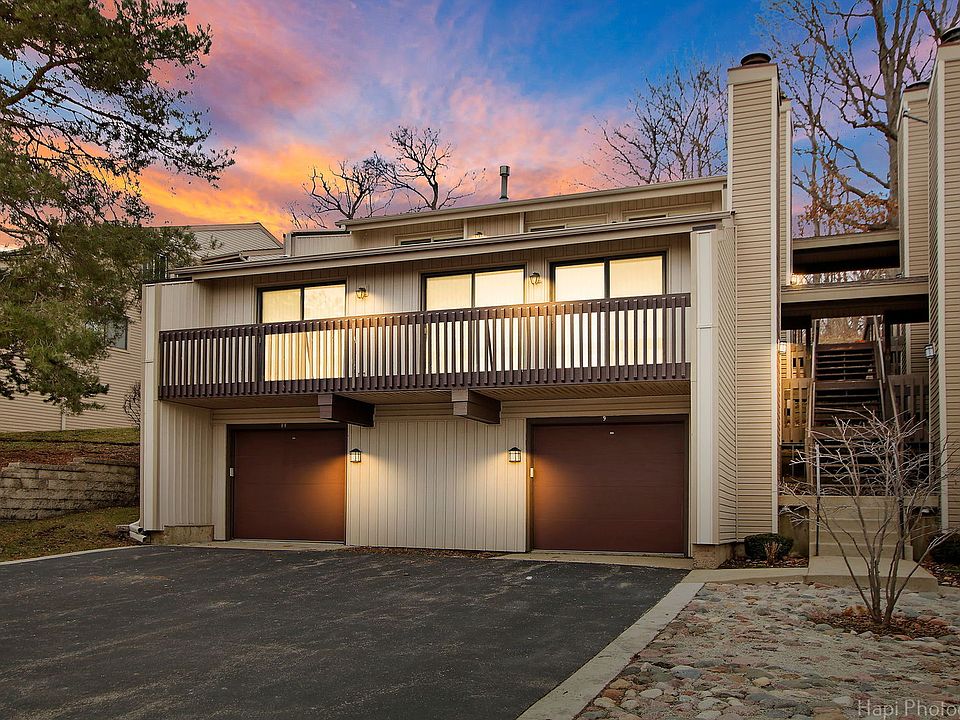 11 Mineola Rd 11, Fox Lake, IL 60020 Zillow