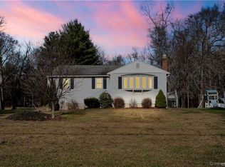 29 Rolocut Rd, Broad Brook, CT 06016