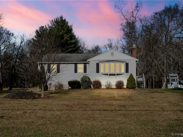 29 Rolocut Road, East Windsor, CT 06016