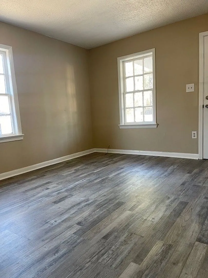 2209 Nicky ave — Photo 2