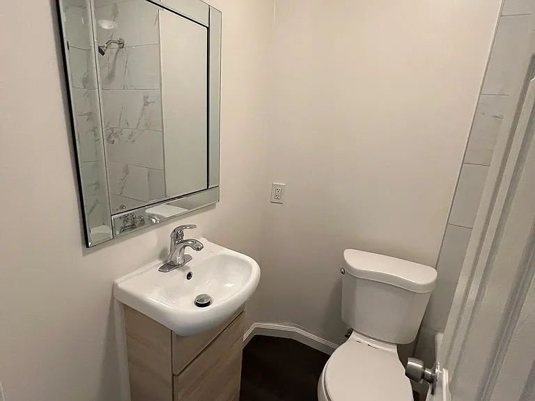 1487 N Mountain View Ave — Photo 7