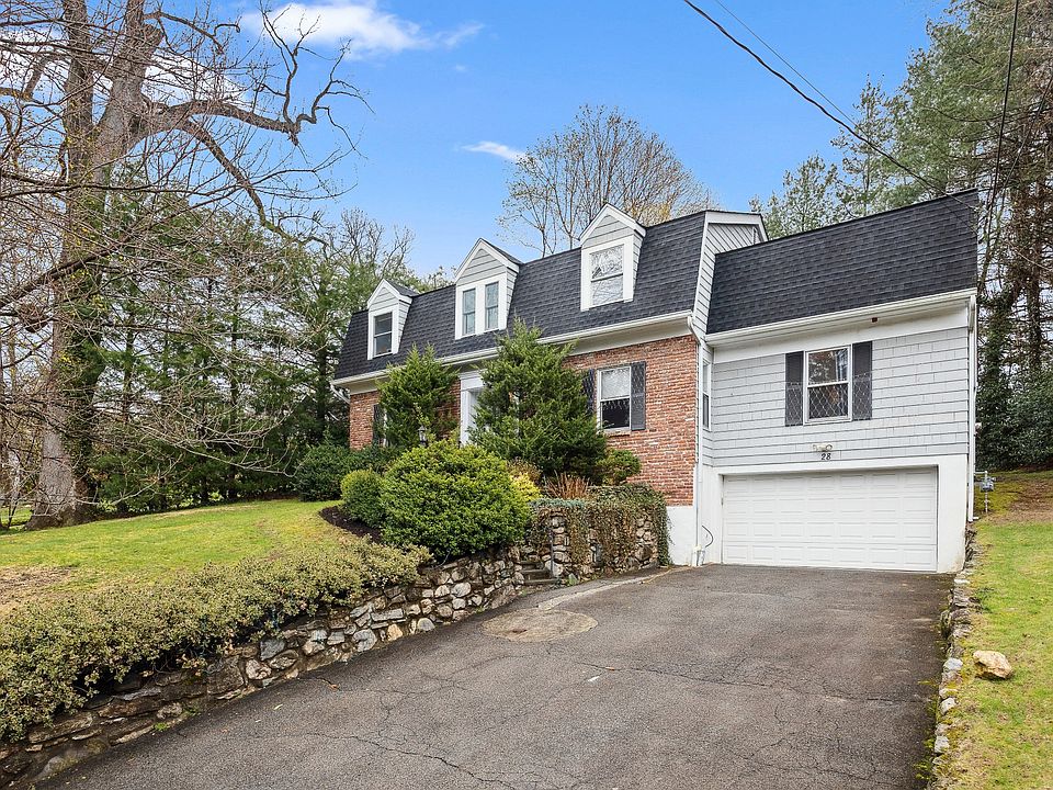 1st image of 28 Church Ln