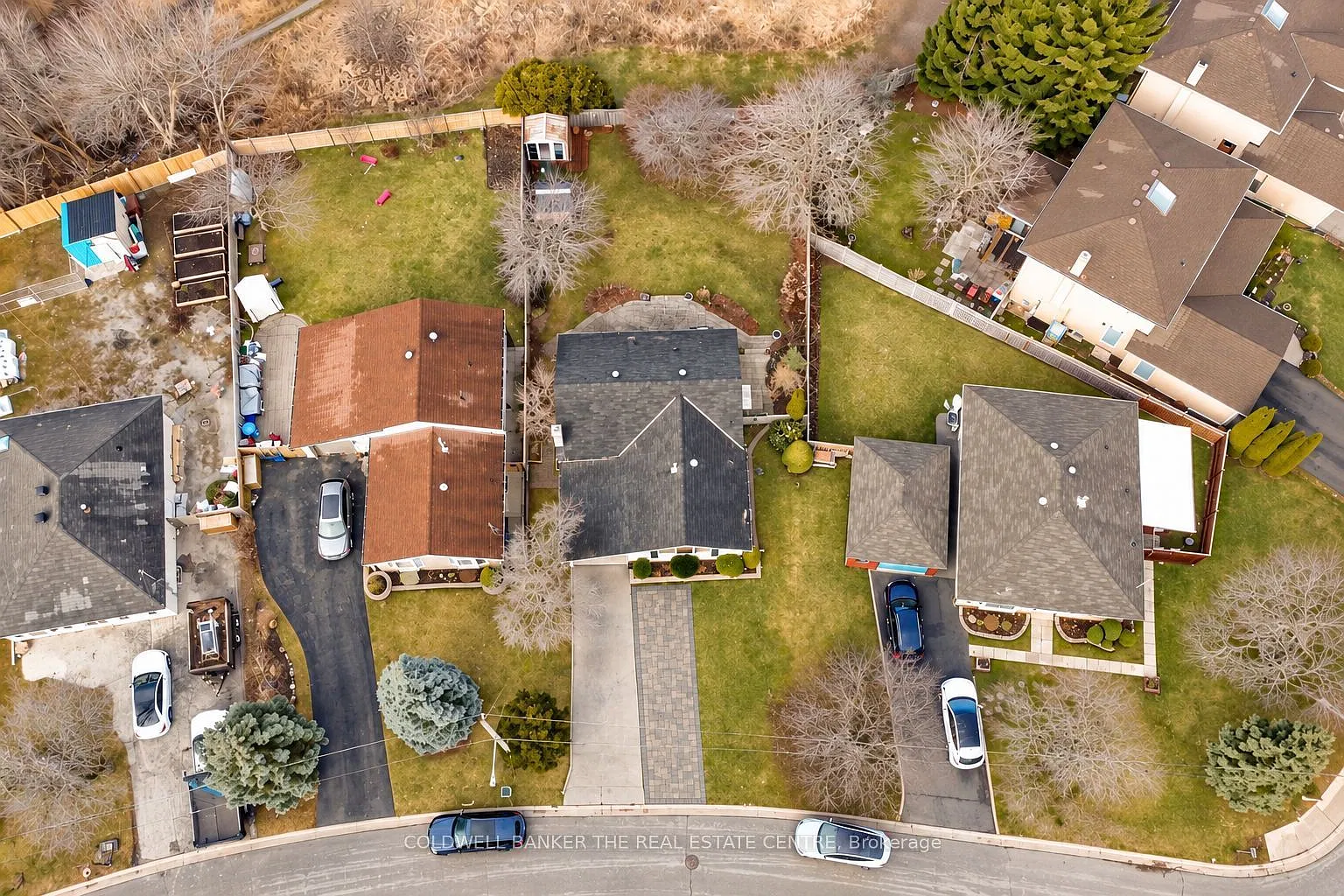 3 bed, $2,600 — Photo 2