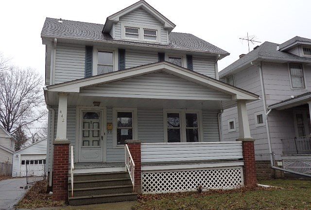1st image of 442 Oxford Ave