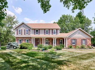 2015 Wilson Ridge Ln, Chesterfield, MO 63005
