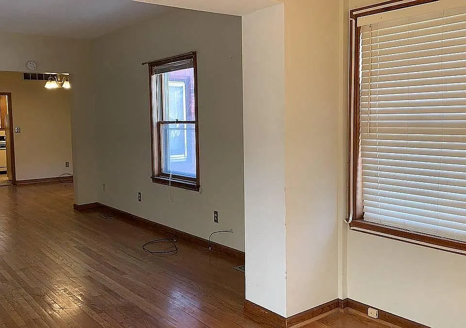 5972 Hyslop Pl