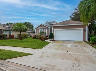428 Briarcliff Cir, Sebastian, FL 32958