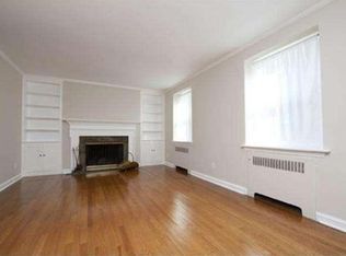 62 W Salisbury Dr, Wilmington, DE 19809