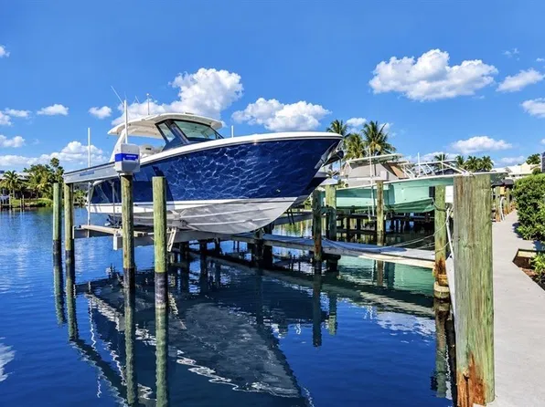 1313 DOCKSIDE PLACE #120, SARASOTA, FL 34242
