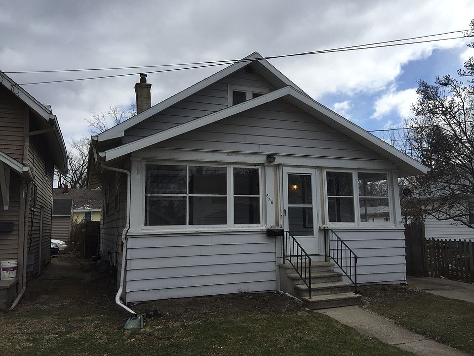 1st image of 636 N Magnolia Ave